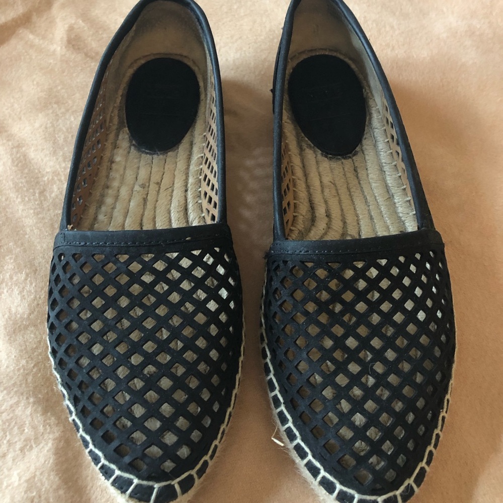 Frye Women’s Lee A Line Perf, black, size 9